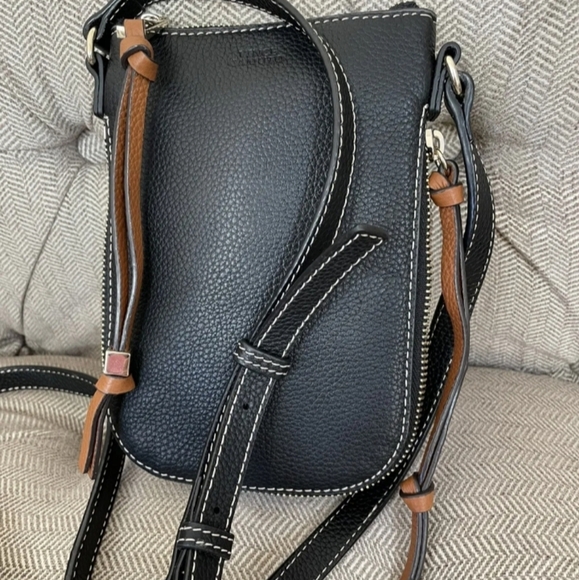 Vince Camuto Corin Phone Case & Crossbody Black Leather with Brown Tassle Pulls - Picture 5 of 11